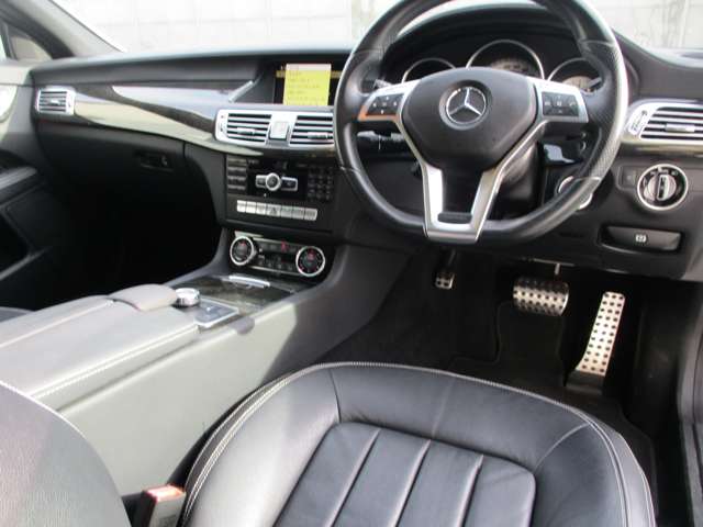 2011 Mercedes-Benz CLS-Class – thumbnail 2
