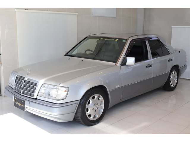 1995 Mercedes-Benz E-Class – thumbnail 3