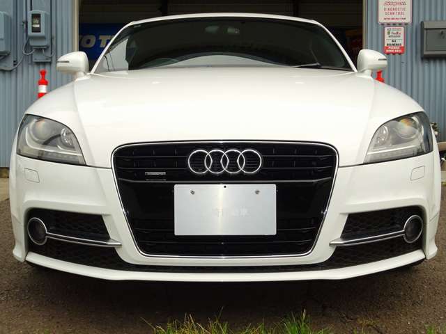 2011 Audi TT – thumbnail 2