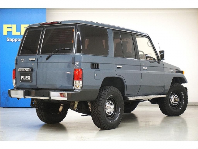 1997 Toyota Land Cruiser 70 – thumbnail 4