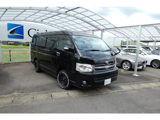 2011 Toyota Hiace