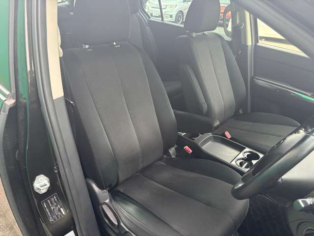 2011 Mazda MPV – thumbnail 3