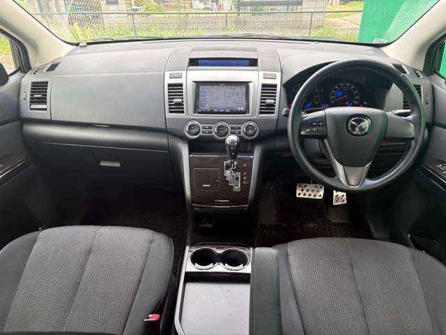 2011 Mazda MPV – thumbnail 4