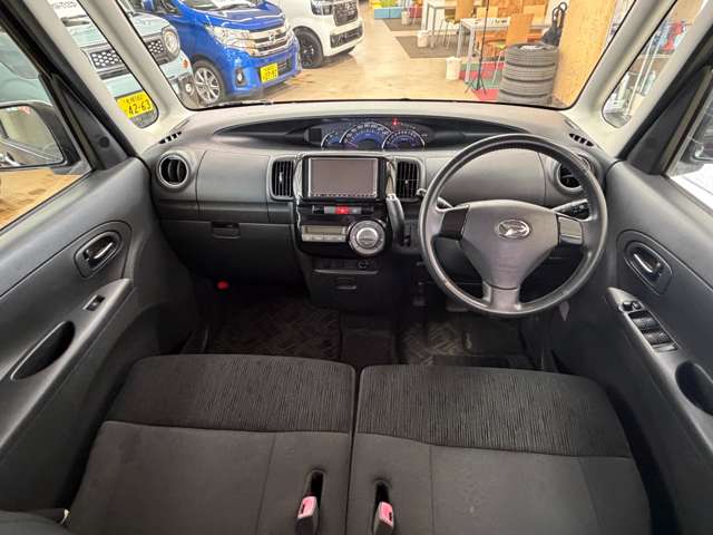 2011 Daihatsu Tanto – thumbnail 2