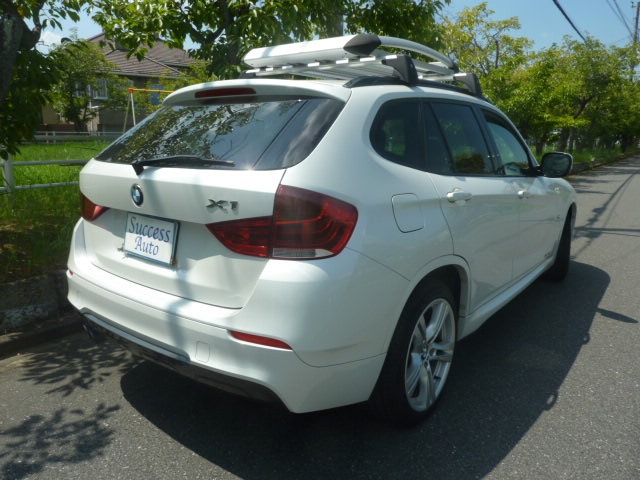 2011 BMW X1 – thumbnail 2