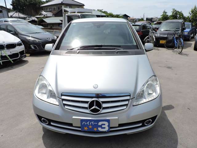 2011 Mercedes-Benz A-Class – thumbnail 2