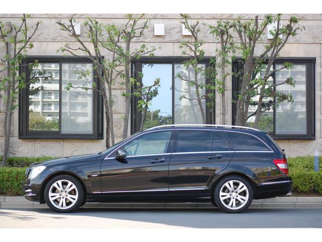 2011 Mercedes-Benz C-Class Wagon – thumbnail 4