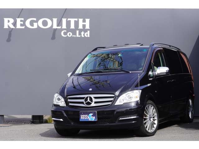 2011 Mercedes-Benz V-Class – thumbnail 2