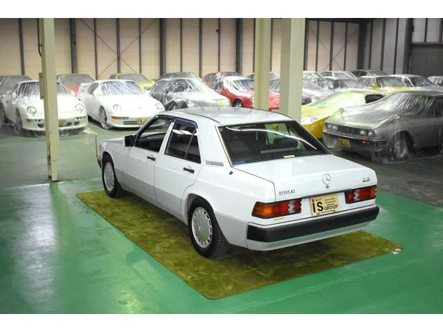1992 Mercedes-Benz 190-Class – thumbnail 2