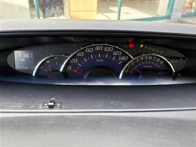 2011 Daihatsu Tanto – thumbnail 3