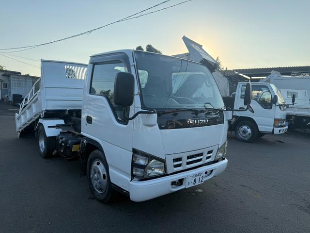 2005 Isuzu Elf – thumbnail 3