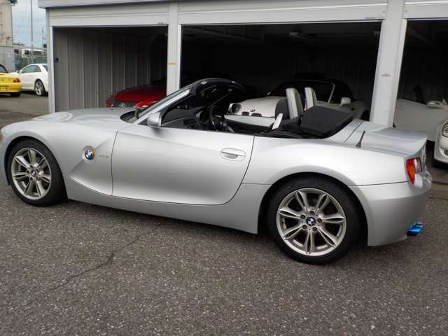2004 BMW Z4 – thumbnail 4