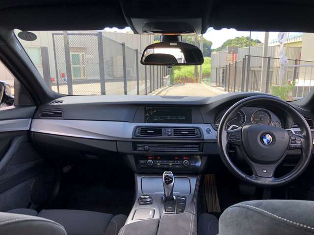 2011 BMW 5 Series Touring – thumbnail 4