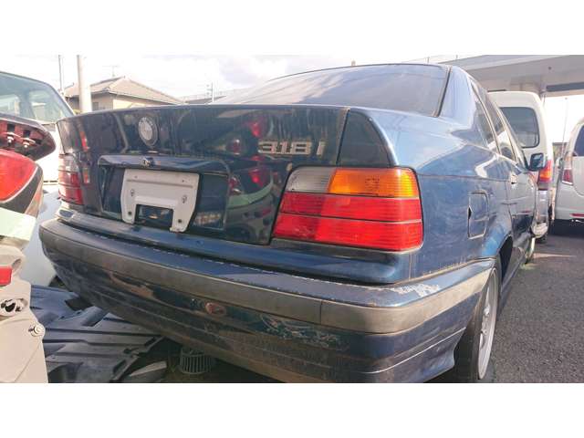 1997 BMW 3 Series – thumbnail 2