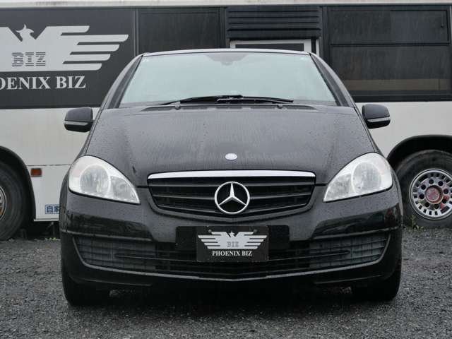 2011 Mercedes-Benz A-Class – thumbnail 2