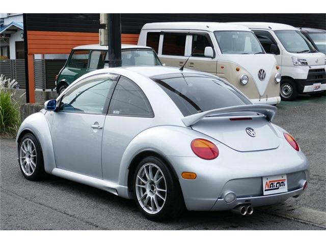 2003 Volkswagen New Beetle – thumbnail 4