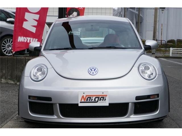 2001 Volkswagen New Beetle – thumbnail 2
