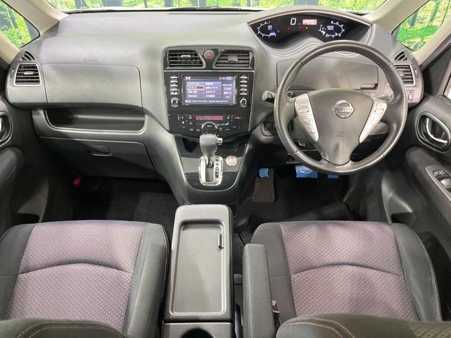 2011 Nissan Serena – thumbnail 2