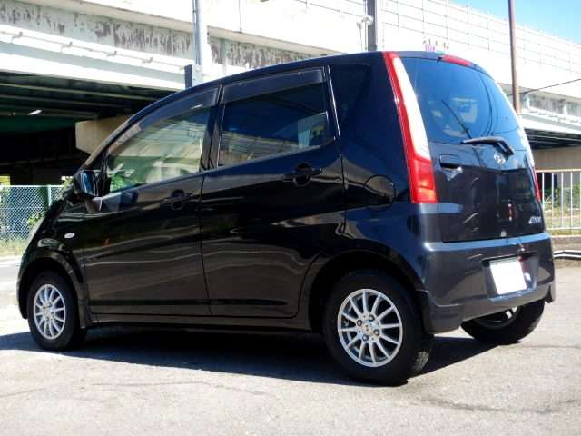 2009 Daihatsu Move – thumbnail 2