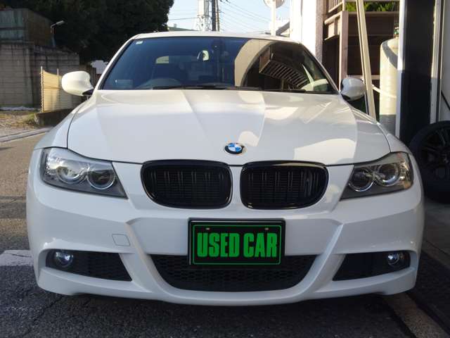 2011 BMW 3 Series – thumbnail 4