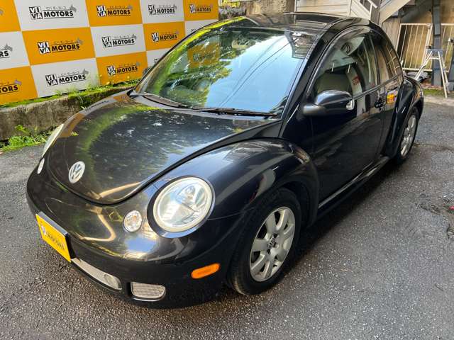 2004 Volkswagen New Beetle – thumbnail 2