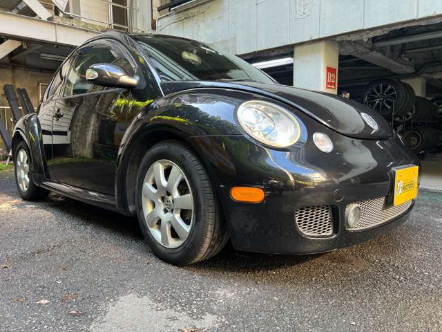 2004 Volkswagen New Beetle – thumbnail 3
