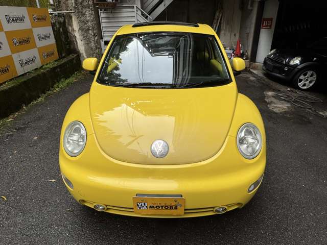 2002 Volkswagen New Beetle – thumbnail 3