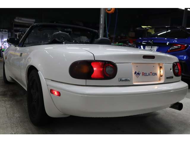 1997 Mazda Roadster – thumbnail 2