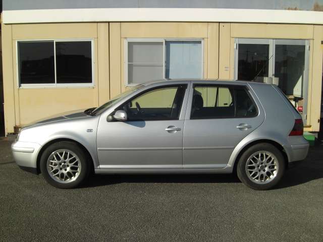 2001 Volkswagen Golf – thumbnail 3