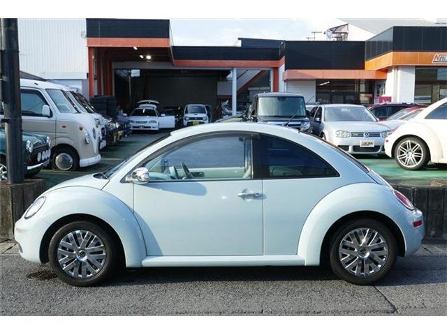 2006 Volkswagen New Beetle – thumbnail 3