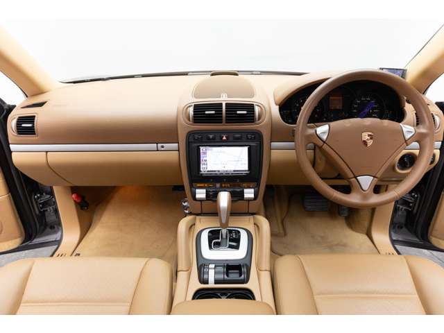 2007 Porsche Cayenne – thumbnail 2