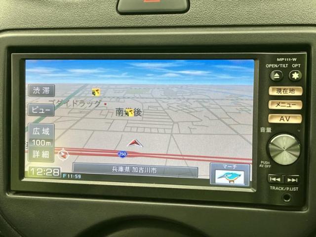 2011 Nissan March – thumbnail 4