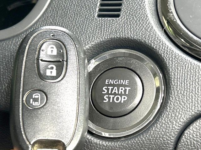 2010 Nissan Roox – thumbnail 4