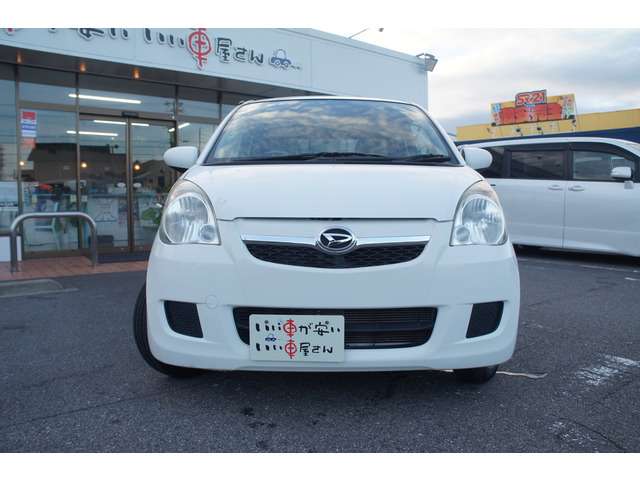 2011 Daihatsu Mira – thumbnail 4