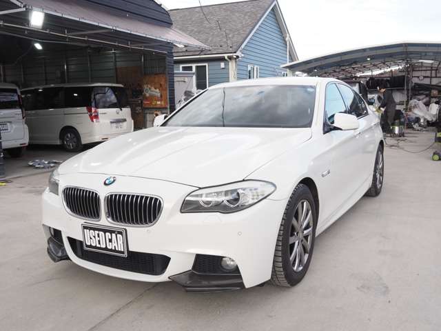 2011 BMW 5 Series – thumbnail 4