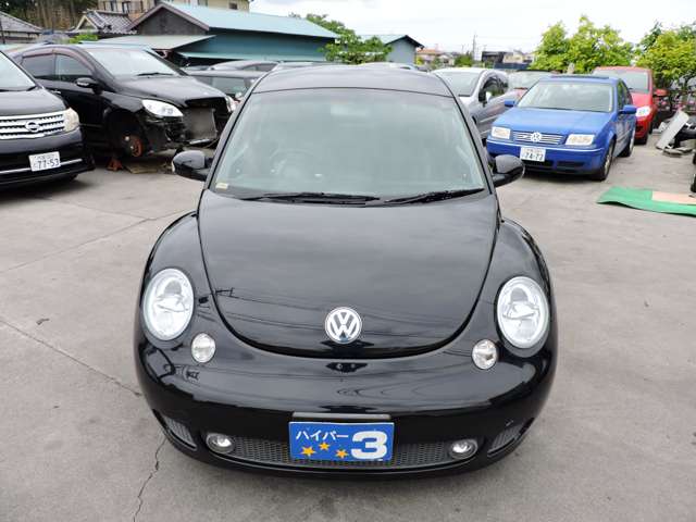 2003 Volkswagen New Beetle – thumbnail 2