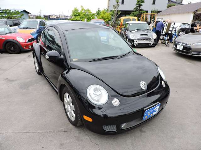 2003 Volkswagen New Beetle – thumbnail 3