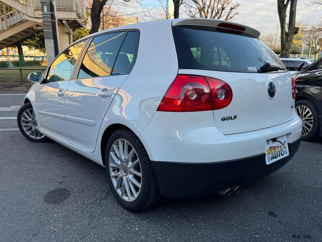 2008 Volkswagen Golf – thumbnail 2