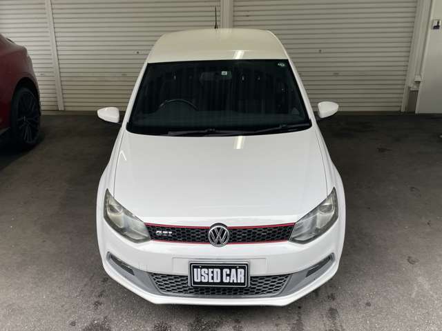 2011 Volkswagen Polo – thumbnail 4