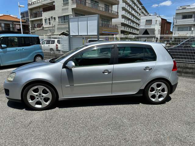 2008 Volkswagen Golf – thumbnail 4