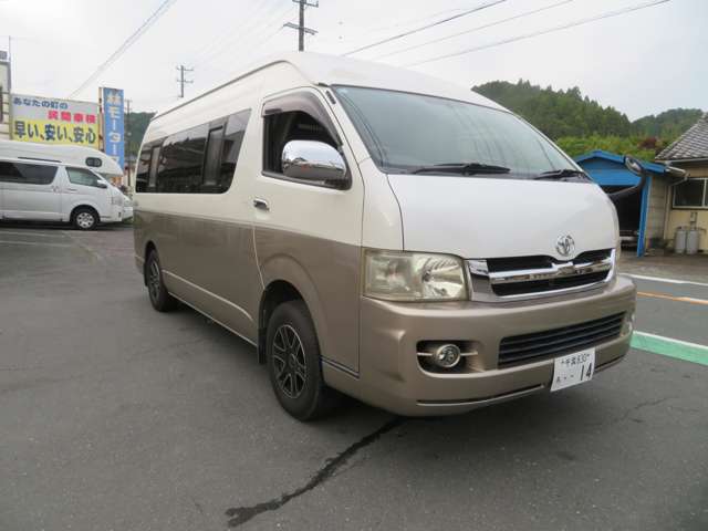 2007 Toyota Regius Ace – thumbnail 2