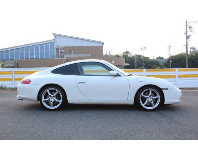 2002 Porsche 911 – thumbnail 2