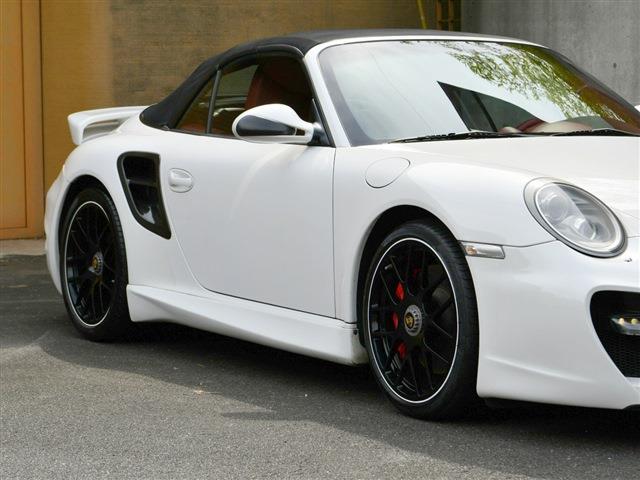 2010 Porsche 911 Cabriolet – thumbnail 4