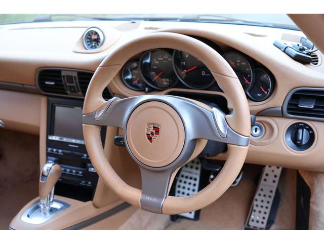2010 Porsche 911 – thumbnail 3