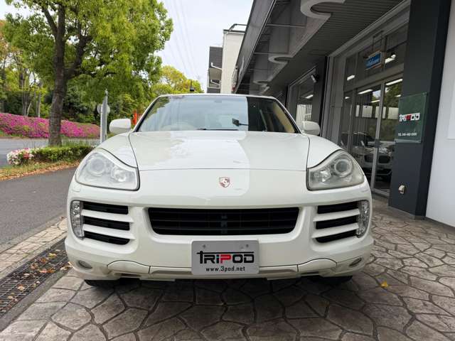 2009 Porsche Cayenne – thumbnail 3