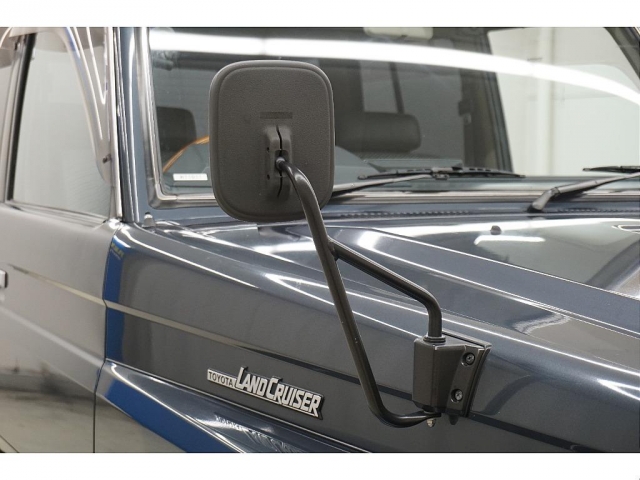 1992 Toyota Land Cruiser 70 – thumbnail 4