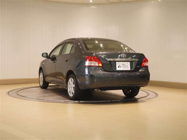 2006 Toyota Belta – thumbnail 3