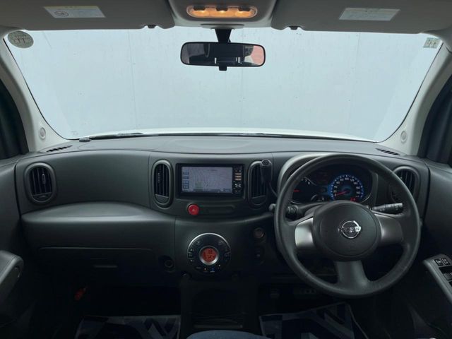 2011 Nissan Cube – thumbnail 2