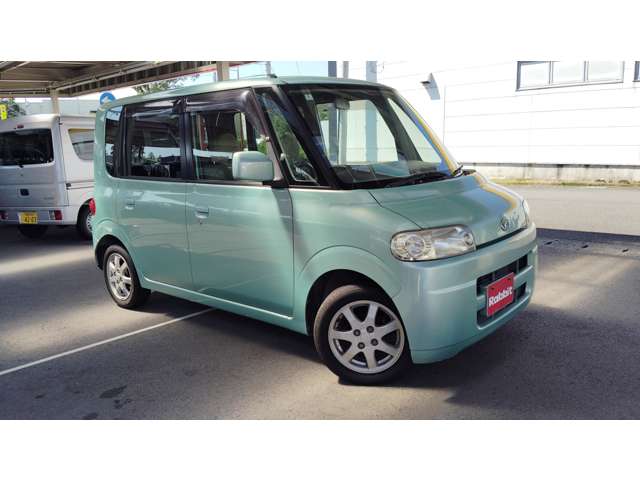 2004 Daihatsu Tanto – thumbnail 3