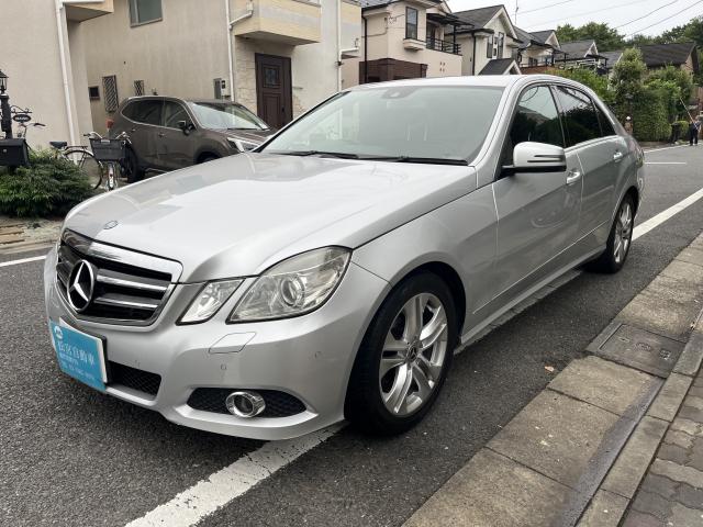 2010 Mercedes-Benz E-Class – thumbnail 4
